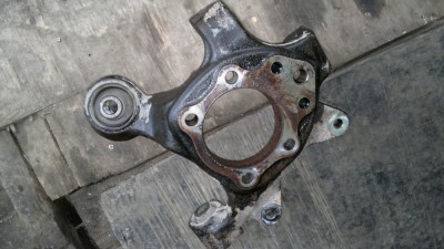 Bushing R2.jpg