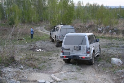 И было это напару с Y60-ым подготовленным Сафарём на 35&quot;-х куперах STT