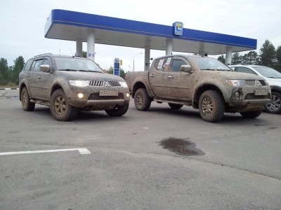 ELkchI8htwI.jpg