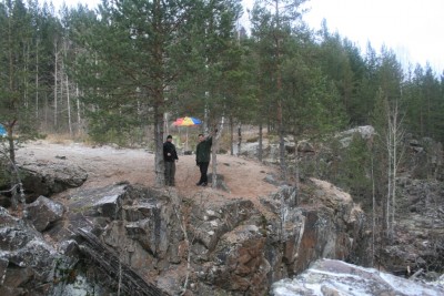 _IMG_3089.jpg (470.1 КБ) 2020 просмотров Место стоянки в последний день (водоспуск от плотины ГЭС в Гирвасе)