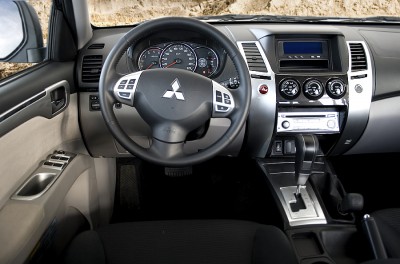 pajero-sport-inter.jpg
