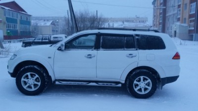 пробег 85 т.км. бенз бак полный, газ. литров 70.
