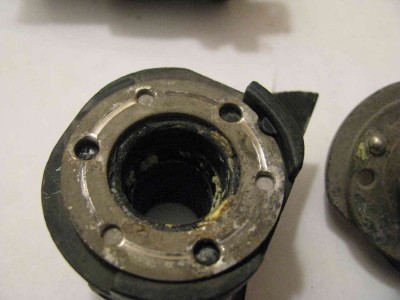 Боковое зеркало 003.jpg (59.93 КБ) 597 просмотров Это на моём старом сломанном зеркале