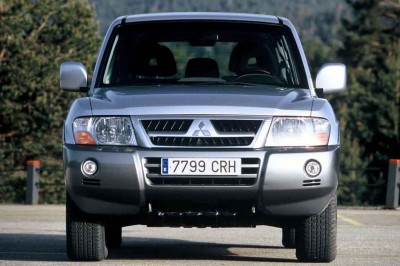 Mitsubishi_Pajero_Long_001.jpg