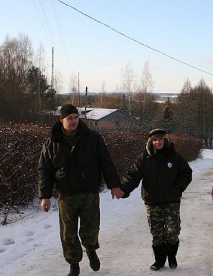 Пилот и штурман не сдаются