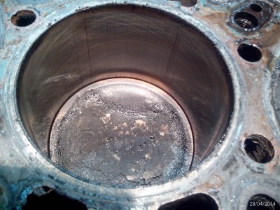 127.jpg (1.81 МБ) 747 просмотров Такое то, наверное, нельзя оставлять, и заменой только колец не обойдешься.