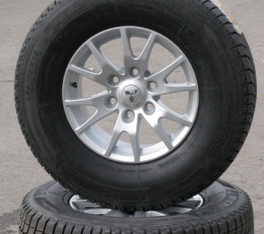 diski_r16_mitsubishi_pajero_sport_v_sbore_s_zimnimi_shinami1_foto1-300x300.jpg