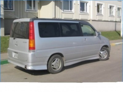 22_Honda_Stepwgn.jpg