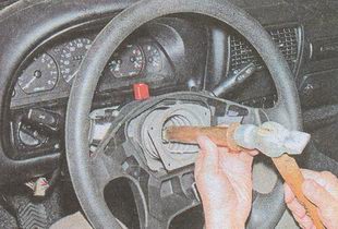 volga-gaz-31105-953.jpg