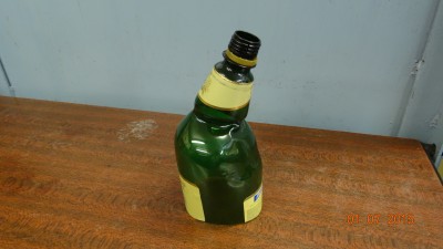 Машин выпускной 2015 год 041.jpg (654.64 КБ) 970 просмотров Достаточно бутылку обрезать должным образом, слегка изогнуть её горлышко, при помощи фена, не затрагивая сам конус горлышка, и...