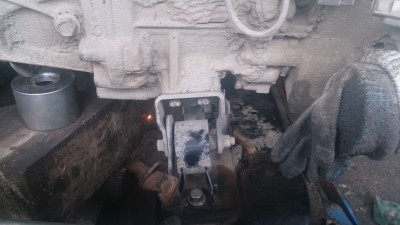 Теперь подушка стоит ровно.