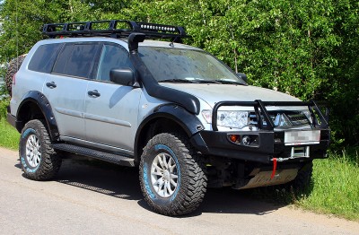 Mitsubishi_0128.jpg