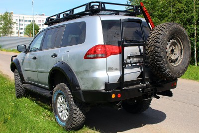 Mitsubishi_0147.jpg