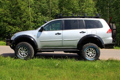 Mitsubishi_0170.jpg