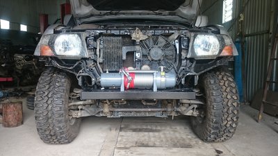 Из профильной трубы 60*60 варим площадку под лебёдку