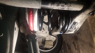 Пружина SACHS 994102 от Р4 + проставка 30 мм + штатная резиновая опора пружины.