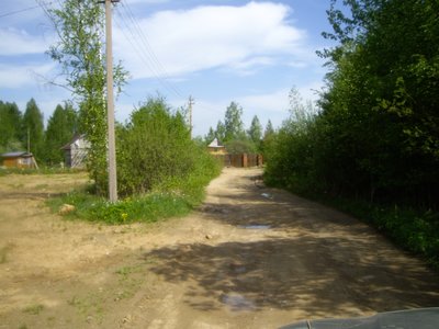 Участок в конце справа.