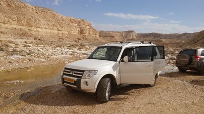 pajero 2.jpg