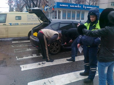 повреждения Субару 2008 года авто..