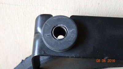 DSC03060.JPG (563.45 КБ) 2015 просмотров Все четыре резиновых амортизатора вентилятора, пошли в дело.