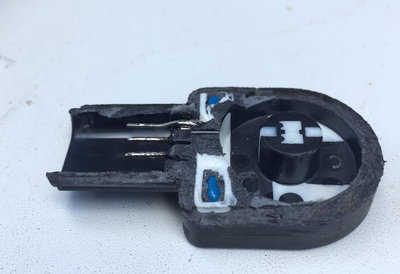 6.jpg (239 КБ) 2041 просмотр Припаяли ногу.