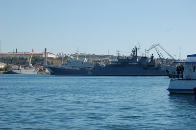 16. Корабли в бухте.JPG