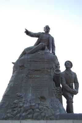 25. Памятник на месте гибели Корнилова на Малаховом кургане.JPG