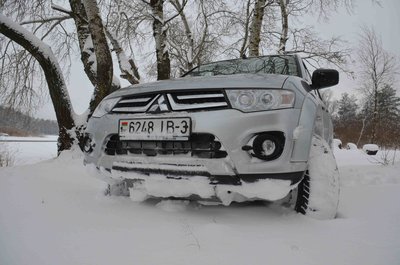 подъехал к водоему- пока я первый здесь, но рыбы нет