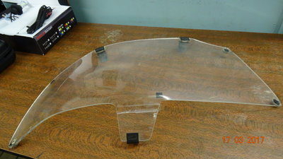 Изображение 2462.jpg (824.18 КБ) 4187 просмотров ... а глазки у неё, такие же светлые, как и в первый день, нашего знакомства.<br />Причина в том, что мы носим очки, которые защищают оптику от солнечного ультрафиолета. А ещё мы не портим зрение, и днём не включаем фары, почём зря, а используем ДХО.