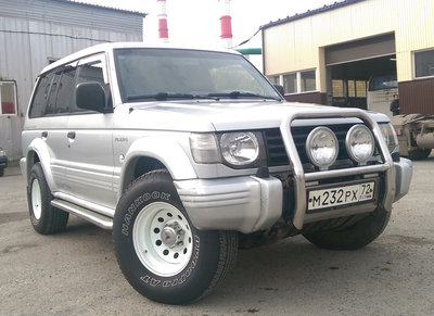 mitsubishi_pajero_2_11388.jpg