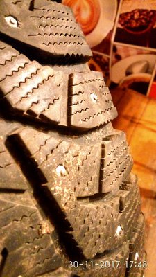 IMG_20171130_174848_HHT.jpg