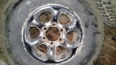 таких 2 шт цена по 1000 рублей штука.<br />состояние хорошее только кто покрасил из баллона! думаю ототрется