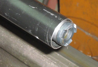 так-же запрессовываем нижний клапанный блок