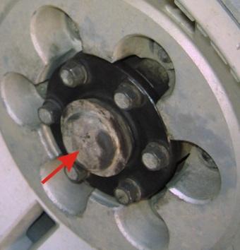 hub_ustanovka_pagero_1.jpg