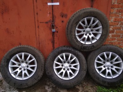 Продаю только резину!