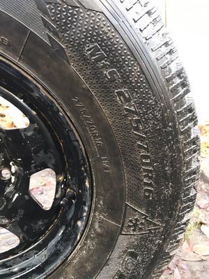 dB9HqmLEslg.jpg