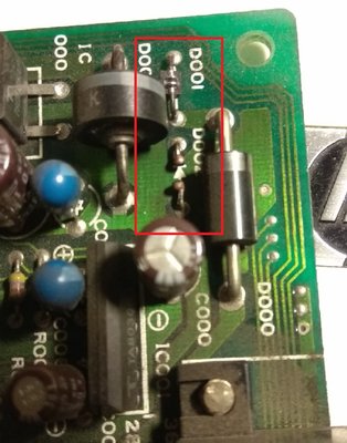 2.jpg (181.2 КБ) 2452 просмотра Один предохранитель сгорел, второй жив