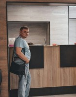 в день открытия мы все-таки обслужили нескольких клиентов)