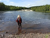 На водопаде.