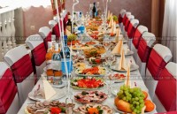 prazdnichno-nakrytyi-stol-0012864180-preview.jpg