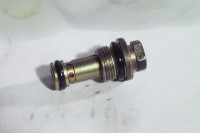 Клапан отсечки. Электронный ТНВД 4М40 015.jpg