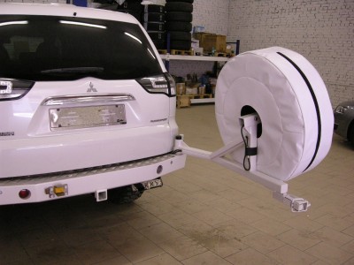Открытая и зафиксированная калитка.JPG