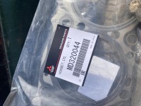 Вскрывать не охота, говорят что 0,3 мм