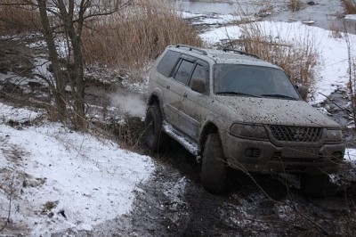 x_57cee635.jpg