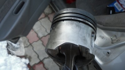 поршень