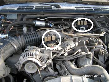 MitsubishiPajero98_2.jpg