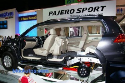 2008_Thai_Motor_Expo_Mitsubishi_Pajero_Sport_1.preview.jpg