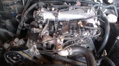 1.jpg (235.2 КБ) 12011 просмотров скидываем патрубок, фильтр и его крышку. Проводку.