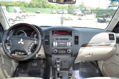 Mitsubishi_Pajero_pict_11745.jpg