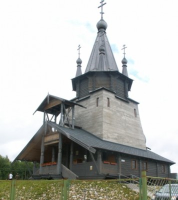 Церк в Повенце.JPG